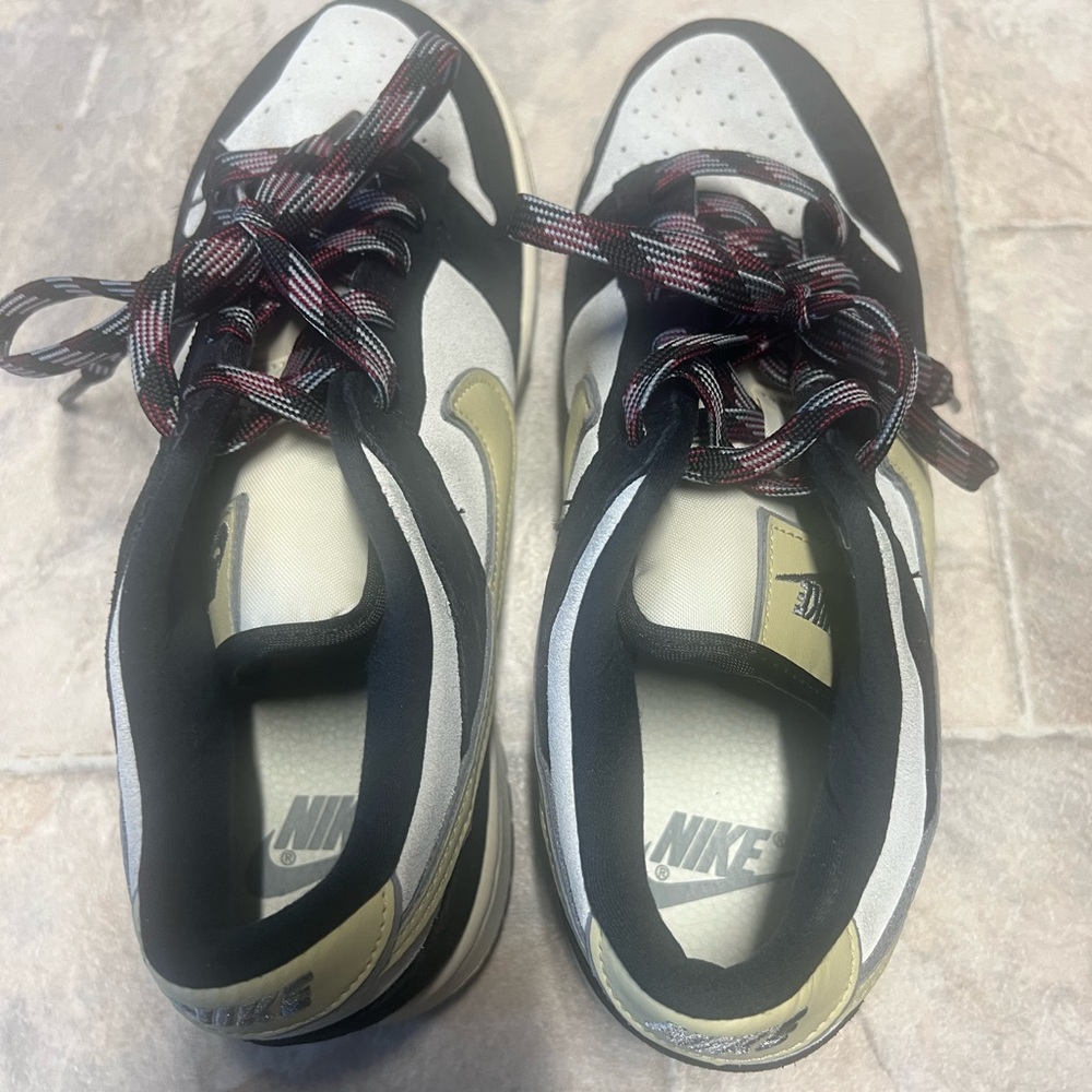 Nike Dunk Low LX
